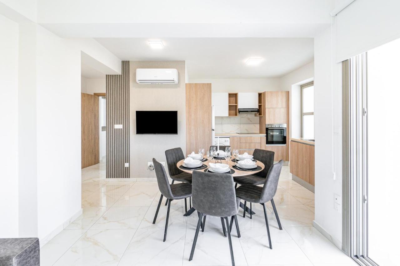 Adolina Apartments By Ezoria Villas Pafos Dış mekan fotoğraf