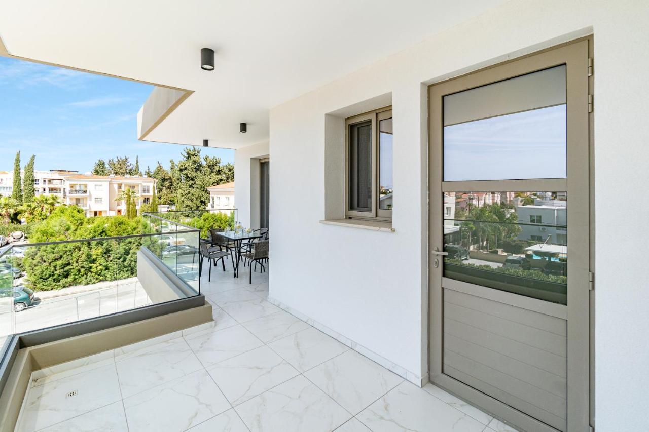 Adolina Apartments By Ezoria Villas Pafos Dış mekan fotoğraf
