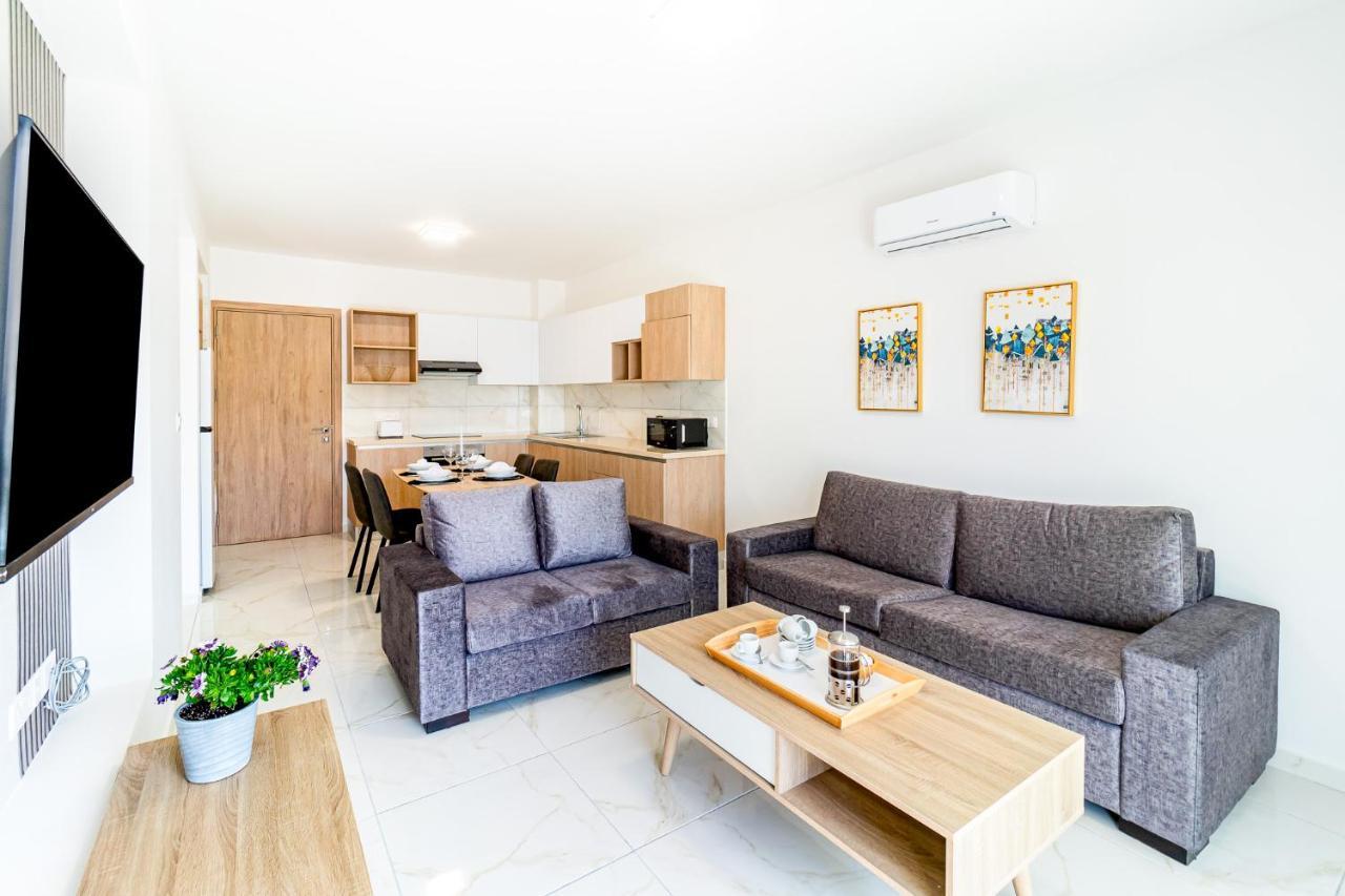Adolina Apartments By Ezoria Villas Pafos Dış mekan fotoğraf