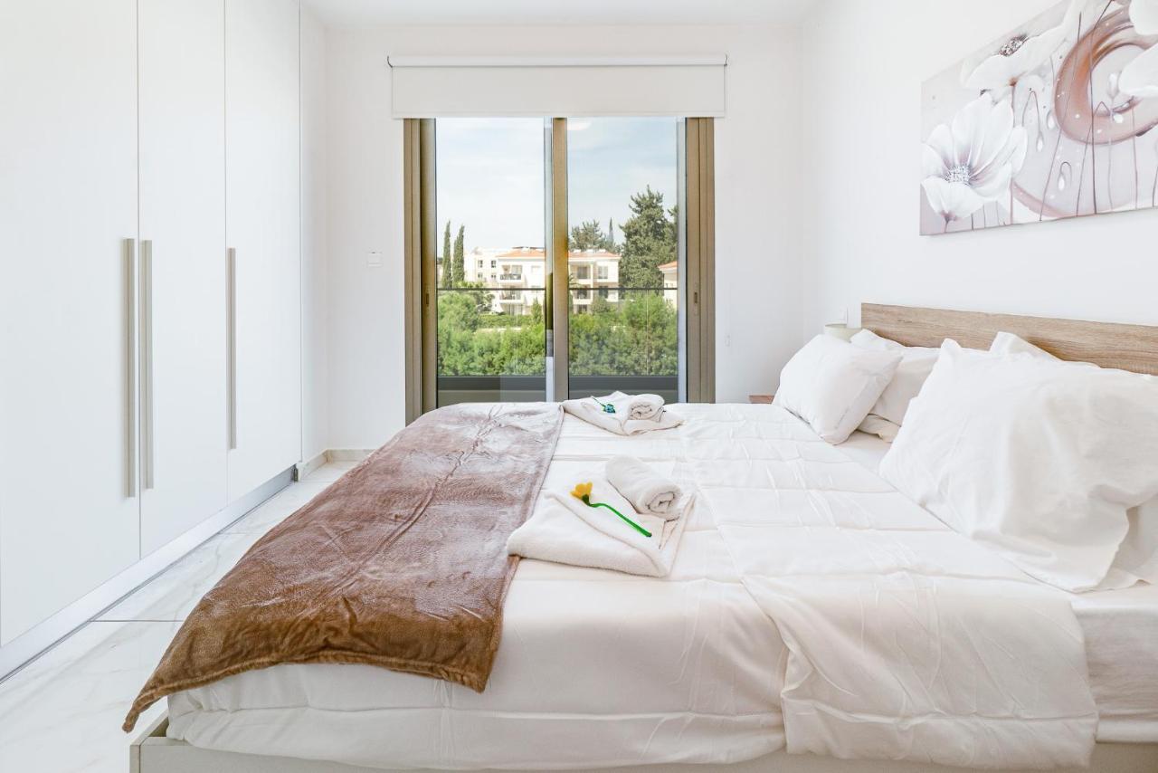 Adolina Apartments By Ezoria Villas Pafos Dış mekan fotoğraf